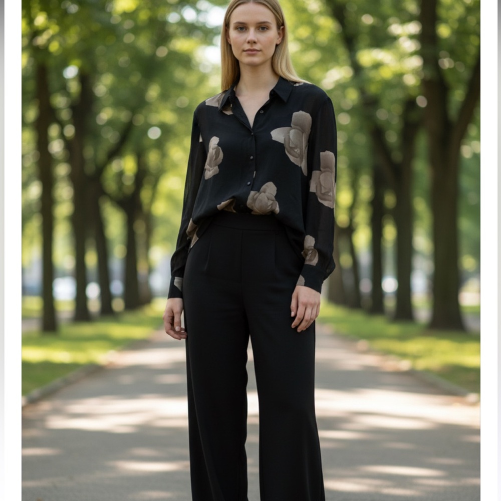 NWT Perceptions Semi-sheer Floral Blouse 26W